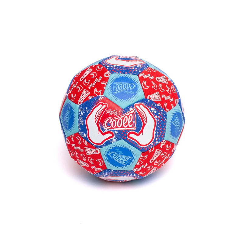 Laden Sie das Bild in Galerie -Viewer, Cooee Neopren Mini Beachsoccer, ideal für kleine Kinderhände