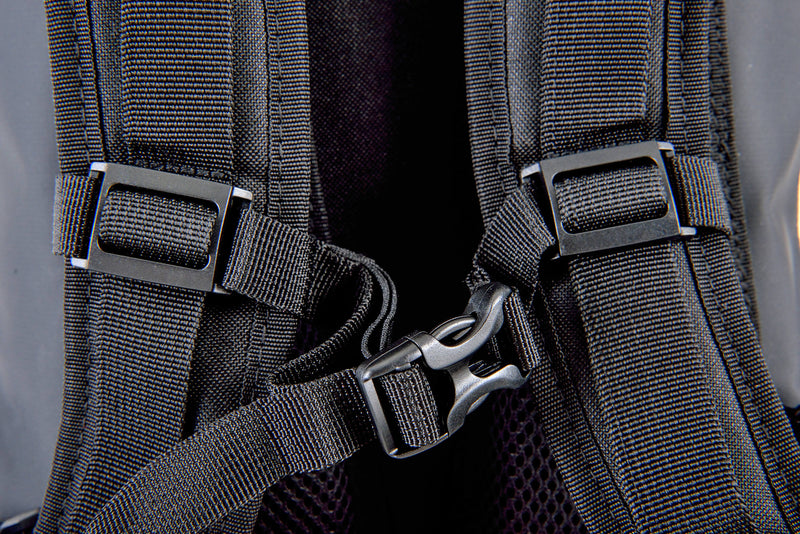 Laden Sie das Bild in Galerie -Viewer, Wasserdichter Rucksack