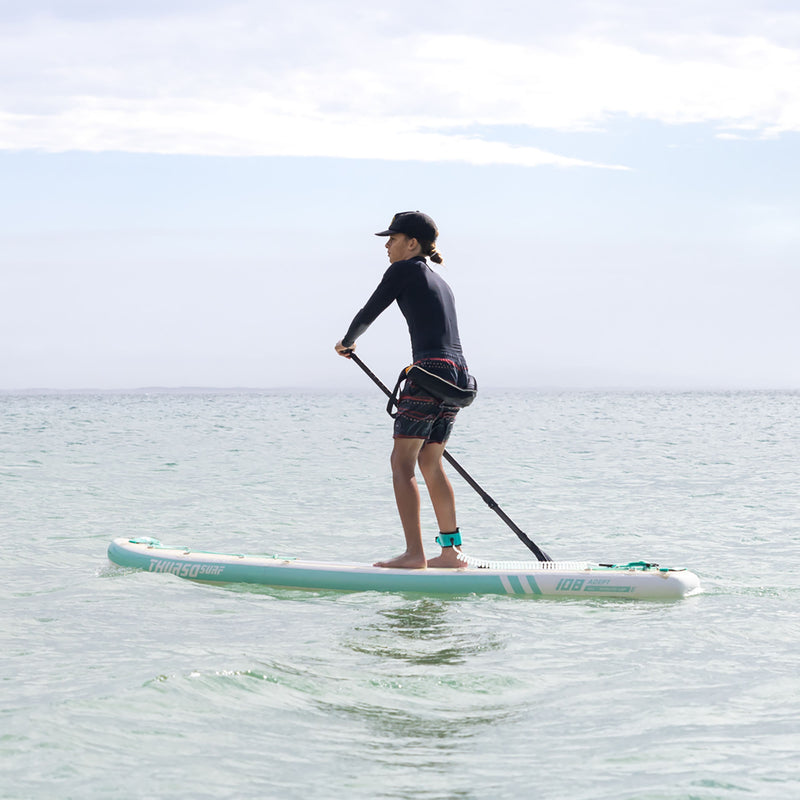 Cargue la imagen en el visor de la galería, boy paddling on thurso surf adept paddle board looking forward