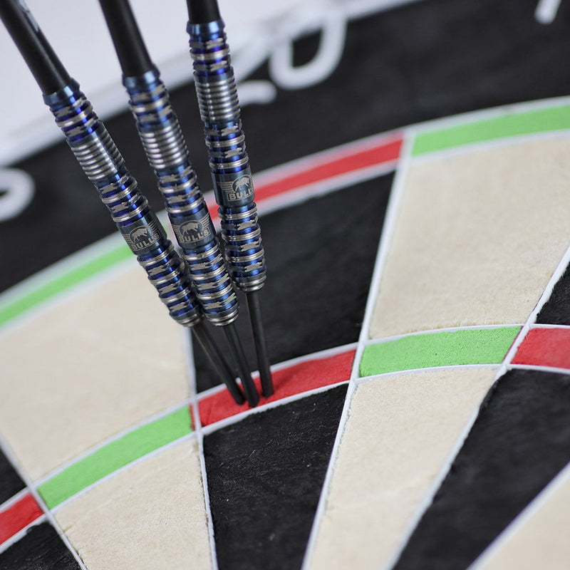 Laden Sie das Bild in Galerie -Viewer, Bull's Silvian 90% Steeltip